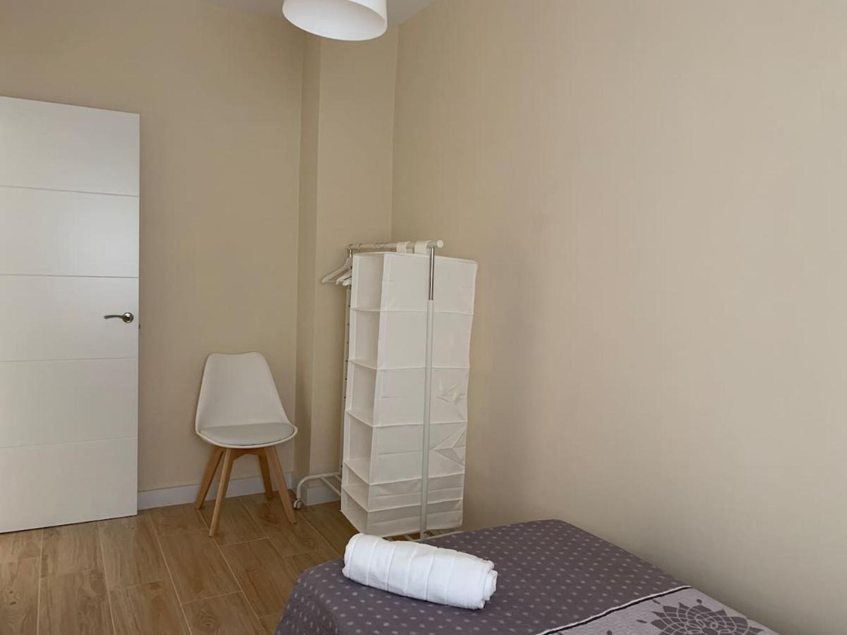Apartamento En Granada Con Facil Aparcamiento En La Zona Kültér fotó
