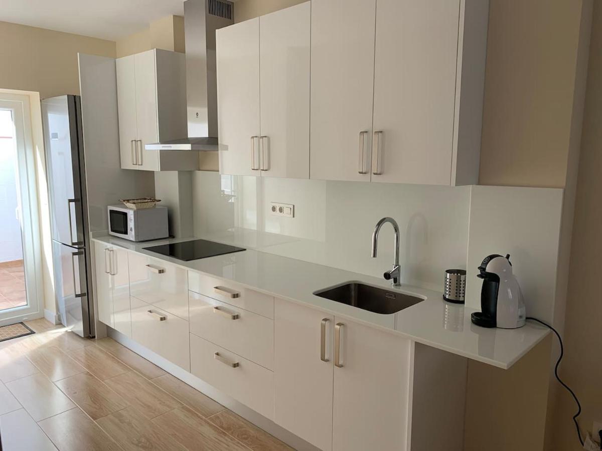 Apartamento En Granada Con Facil Aparcamiento En La Zona Kültér fotó