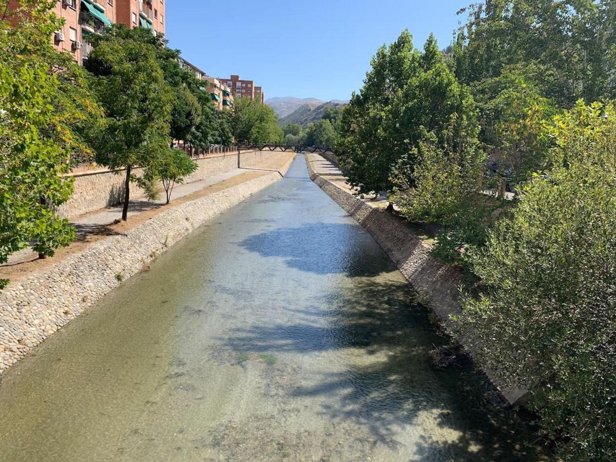 Apartamento En Granada Con Facil Aparcamiento En La Zona Kültér fotó